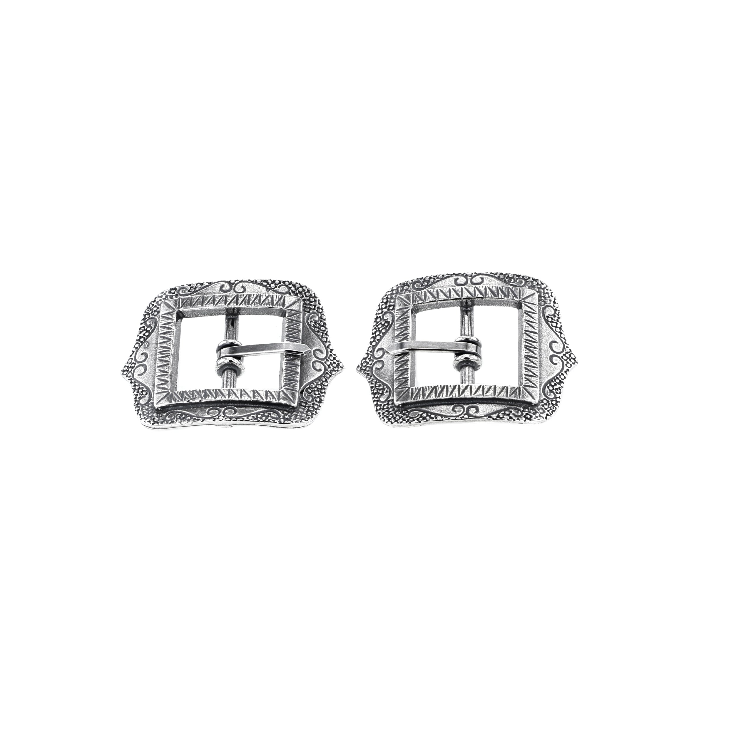 knespenne firkanta gravert