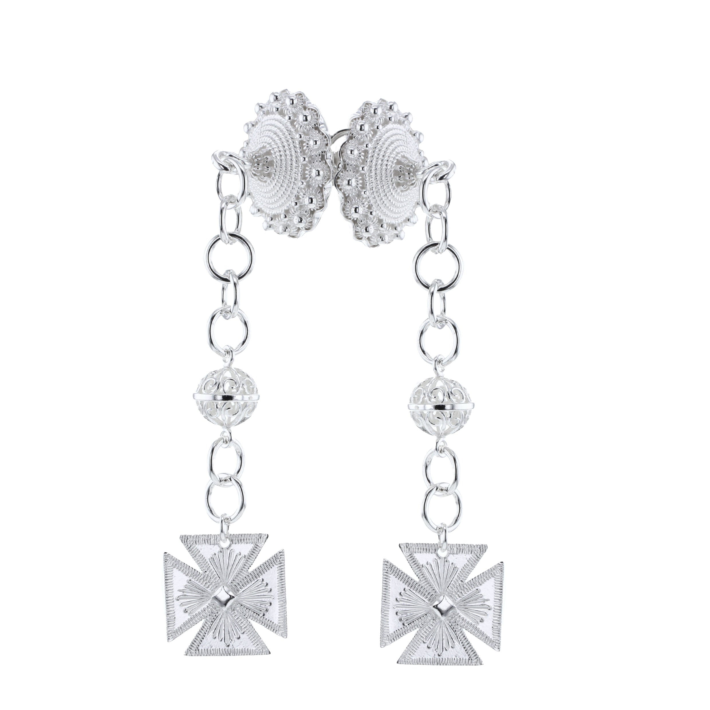 Gravert halsknapp med heng, sølv